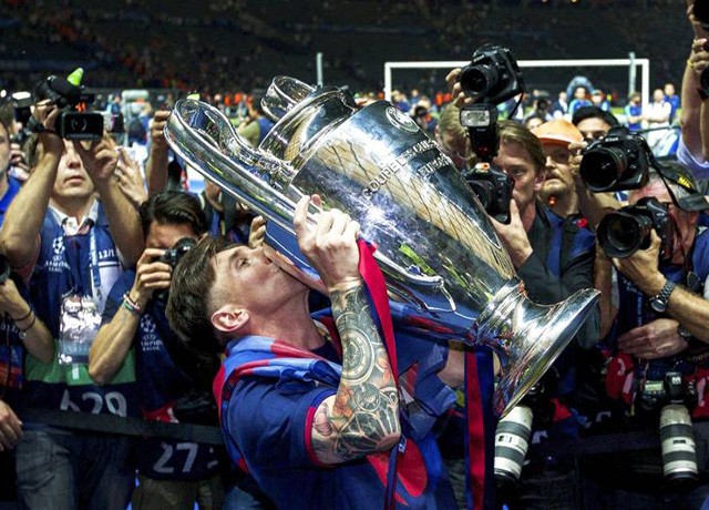 Ký điều khoản lạ, Messi có quyền đơn phương chia tay Barca ảnh 1