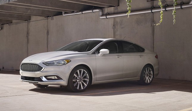 Triệu hồi hơn 1,3 triệu xe Ford vì nguy cơ rơi vô-lăng ảnh 1