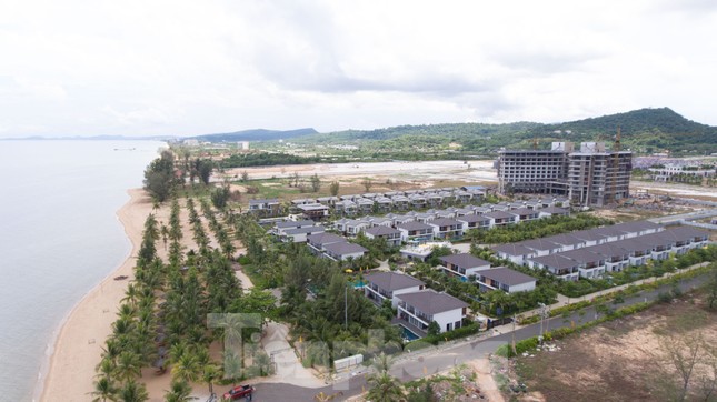 Nhìn từ trên cao đảo ngọc Phú Quốc bị ‘băm nát’ do buông lỏng quản lý ảnh 9