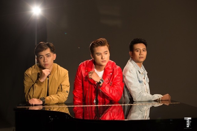 Thái Vũ (FAPtv) kết hợp cùng TTeam thực hiện phiên bản piano cho ca khúc “Muốn Nói Với Em" ảnh 1