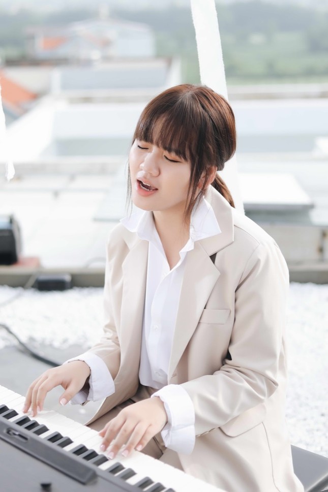 Tân binh 17 tuổi từng được K-ICM giới thiệu trong tiệc sinh nhật debut với MV đầu tay ảnh 2