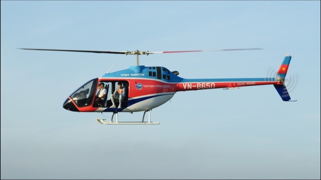 Hết lên rừng rồi xuống biển, Đen Vâu trở lại và bay tận... lên trời để quay MV mới ảnh 2