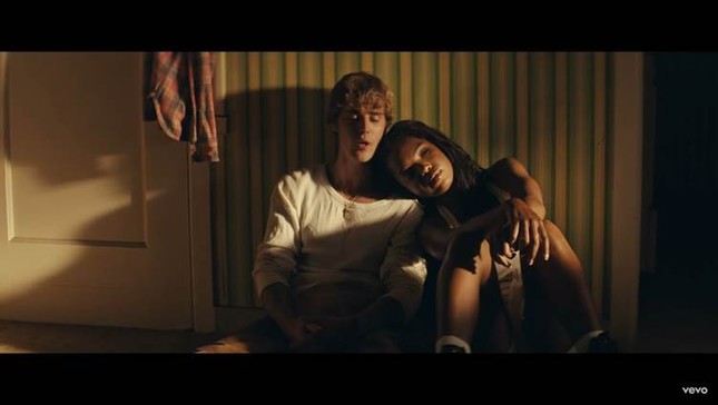 “Holy” - Sự trở lại đặc biệt của Justin Bieber với những câu chuyện chưa từng được kể ảnh 2