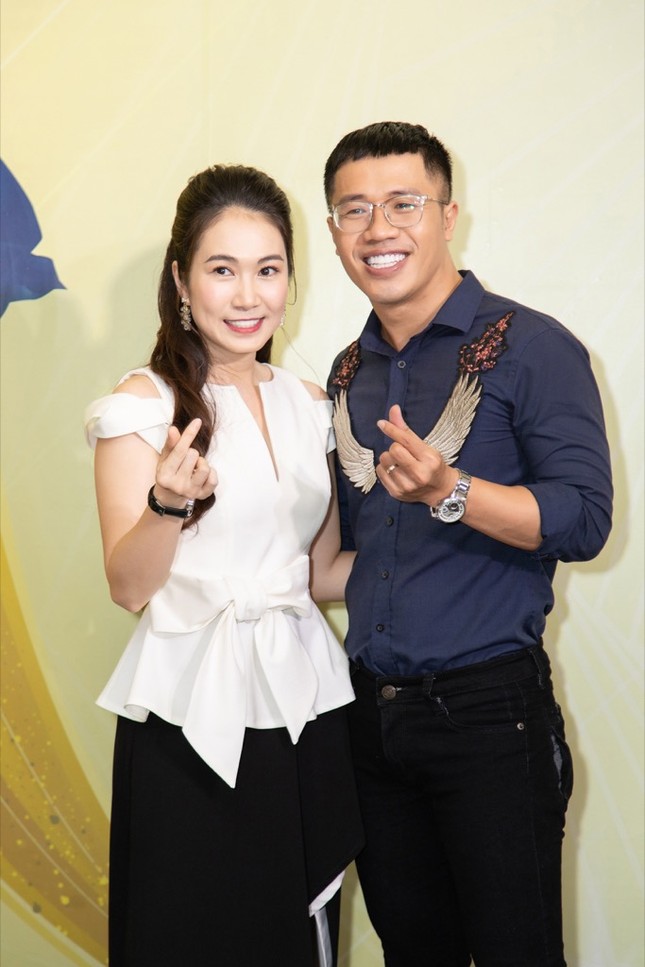 Thanh Thảo Hugo triệu tập “đại hội võ lâm” làng MC khiến thanh xuân 8x, 9x ùa về ảnh 3