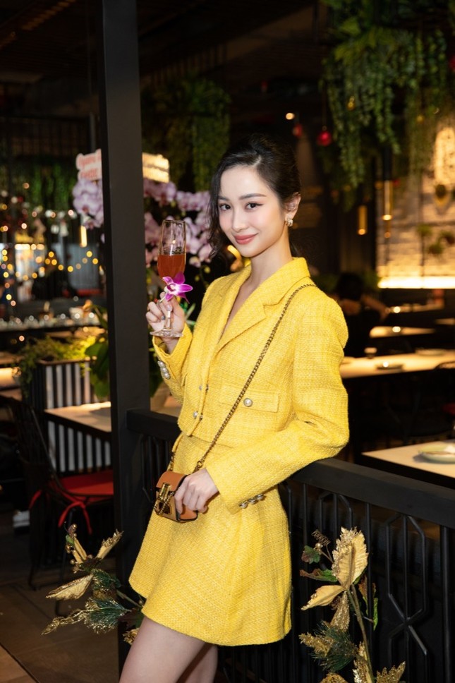 Kaity Nguyễn đọ sắc Jun Vũ: “Kẻ tám lạng, người nửa cân”, visual ngọc nữ không đùa được ảnh 1