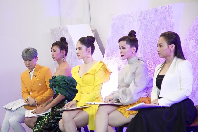 “Đại sứ Hoàn mỹ“: Hoàng Thùy, Minh Tú, Kiều Loan bước vào “cuộc chiến 30 giây” căng thẳng ảnh 8