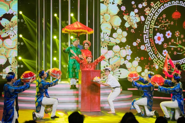 “Gương Mặt Thân Quen“: Hải Đăng Doo hóa bản sao diva Mỹ Linh nhưng lại “gấp đôi” bản gốc ảnh 7