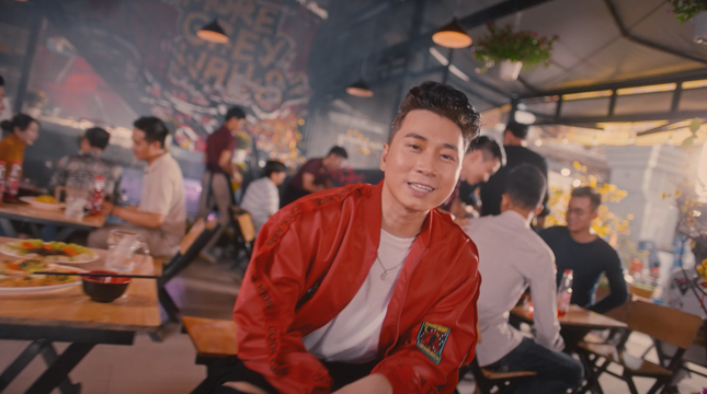 Phan Mạnh Quỳnh - Karik đánh trúng “tim đen” của cánh đàn ông với màn collab nhiều cảm xúc ảnh 1