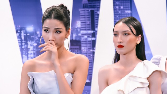 Vì sao Võ Hoàng Yến và Hoàng Thùy lại khóc sướt mướt trong tập 5 “Đại sứ Hoàn mỹ”? ảnh 5