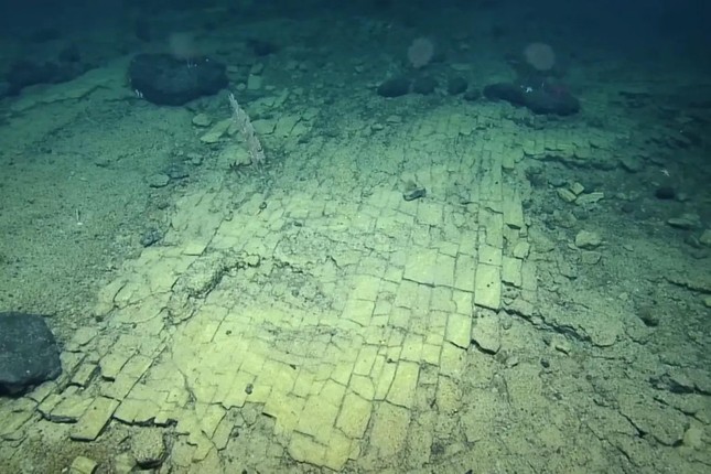 Tìm thấy dấu tích thành phố cổ dưới lòng Đại Tây Dương hàng ngàn năm trước? ảnh 1