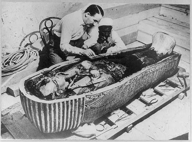 Tiết lộ về lăng mộ của vua Tut sau 100 năm tìm thấy ảnh 2