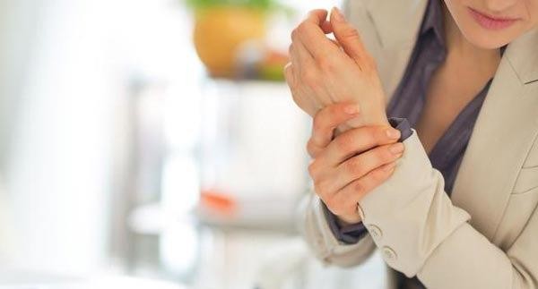 Dấu hiệu cảnh báo ung thư từ cơ thể ít ai ngờ ảnh 1
