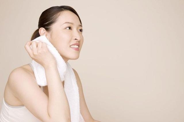 Dấu hiệu cảnh báo ung thư từ cơ thể ít ai ngờ ảnh 2