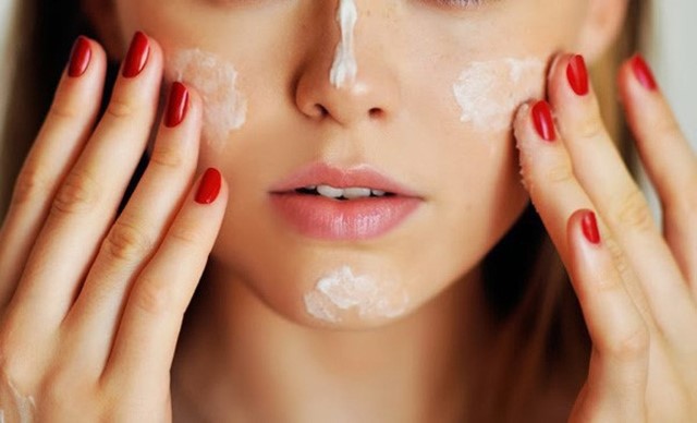 Những thói quen tăng nguy cơ mắc ung thư, nhiều người Việt làm hàng ngày ảnh 1