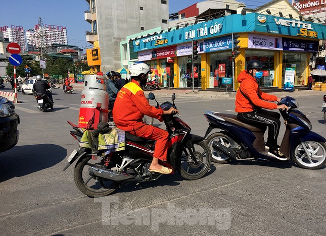 Những quả 'bom gas' di động rình rập người đi đường ảnh 2