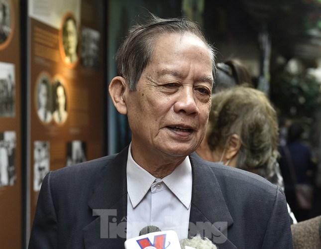 Ký ức thanh xuân một thời sôi nổi 'đẹp như hoa hồng, cứng hơn sắt thép' ảnh 12