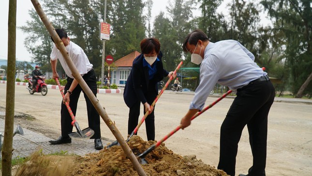 TT-Huế ra quân tháng Thanh niên và phát động thi đua cao điểm ảnh 8