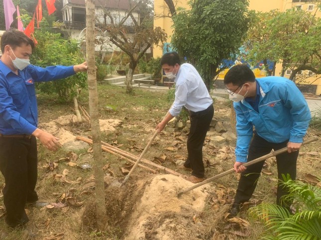 TT-Huế ra quân tháng Thanh niên và phát động thi đua cao điểm ảnh 6