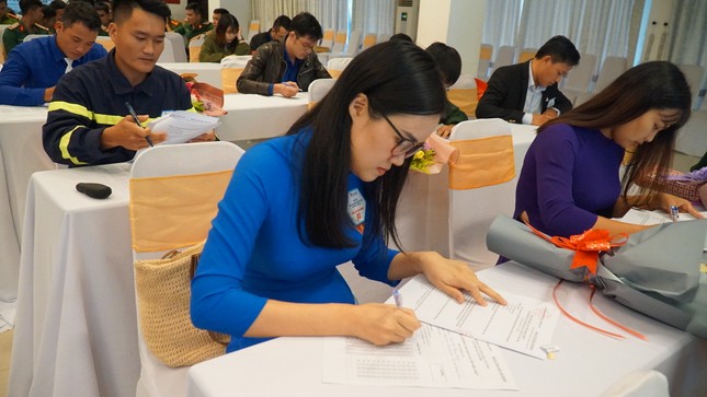 Sôi nổi thi báo cáo viên giỏi cấp tỉnh trong giới trẻ TT-Huế ảnh 1