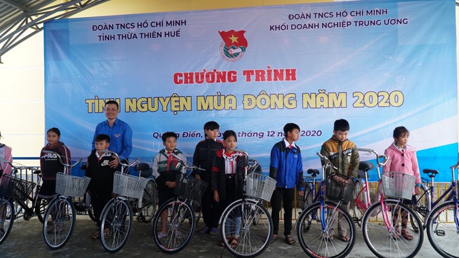TT-Huế ra quân 'Tình nguyện mùa Đông' năm 2020 ảnh 2
