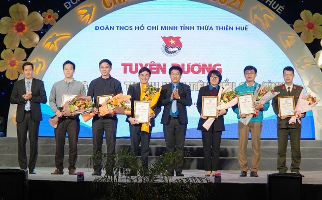 Ngay trước thềm năm mới 2021, Tỉnh Đoàn TT-Huế phát động đợt thi đua cao điểm ảnh 1