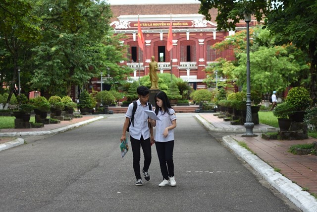 Huế dạy môn nữ công gia chánh trong trường học, khôi phục nét đẹp ‘tiếng dạ, tiếng thưa' ảnh 1