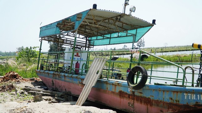Xót xa đội phà vỏ thép tiền tỷ ở TT-Huế ‘chìm tại bến’ ảnh 3