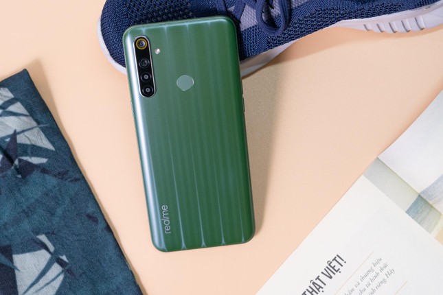 Gợi ý smartphone pin khủng, sạc nhanh nên mua dành cho học sinh, sinh viên ảnh 5