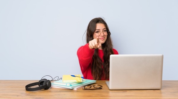 Bố mẹ suốt ngày nói đến “con nhà người ta”, đây là 6 cách rất hiệu quả để bạn hết bất mãn ảnh 1