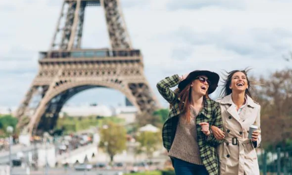 Thế giới đang dần mở cửa trở lại rồi, những đôi chân muốn tung tăng bay nhảy ơi! ảnh 4