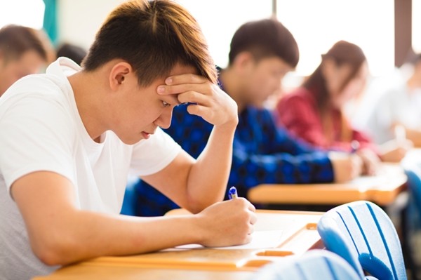 Vượt ải IELTS Reading: Chiến lược giành trọn điểm ở dạng bài “Tìm kết thúc cho câu” ảnh 1