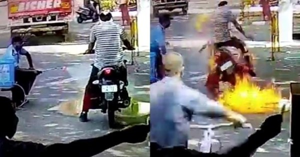 Video chiếc xe máy bốc cháy khi được xịt khử khuẩn khiến ai cũng phải giật mình ảnh 2