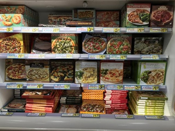 Mất ngủ vì được giao pizza đến nhà suốt 9 năm liền, có ngày được giao hẳn 14 bánh ảnh 2