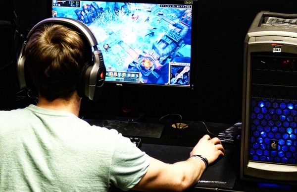 10% game thủ nghiện game bệnh lý, không phân biệt được game ảo với cuộc sống thực ảnh 3
