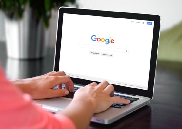 Bài tập về nhà sai “kinh dị” vì thói quen chép bừa thông tin trên Google ảnh 1