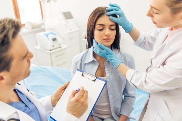 Lý do gì khiến nhiều người quyết định đi phẫu thuật thẩm mỹ sau đợt dịch COVID-19? ảnh 2