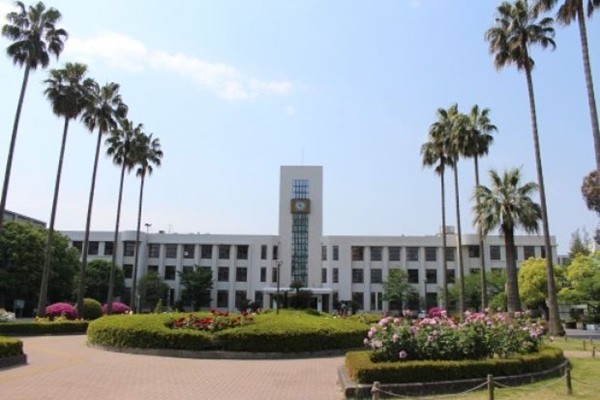 Hai đại học Nhật Bản sơ tán khẩn cấp khi có người dọa đánh bom vì không thích tên trường ảnh 2