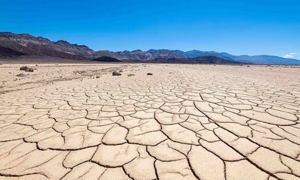Nhiệt độ ở Thung lũng Chết đạt 53,8 độ C, thời điểm tận thế đã bắt đầu? ảnh 1