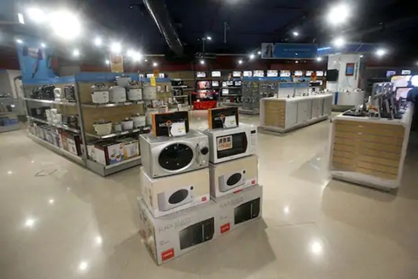 Cửa hàng hứa sẽ hoàn 15 triệu đồng nếu khách nhiễm COVID-19 sau khi mua hàng và cái kết ảnh 2
