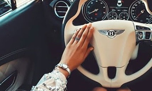 Sự thật đằng sau những bức ảnh giàu có, sang chảnh trên mạng xã hội: Cười ra nước mắt ảnh 1