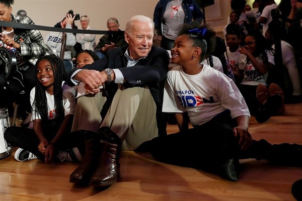 Lý do cho chiến thắng kỷ lục của ông Joe Biden trước Tổng thống Trump: Nhờ số cử tri trẻ? ảnh 1