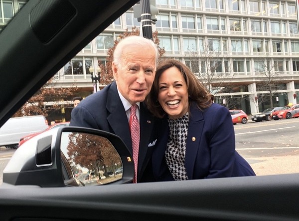 Tính cách khác biệt, nhưng tại sao ông Joe Biden và bà Kamala Harris trở thành bạn thân? ảnh 3