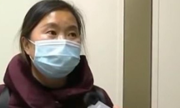 Nặn mụn từ lần này sang lần khác, một người bị biến chứng viêm phổi kép, xẹp cả 2 bên phổi ảnh 2