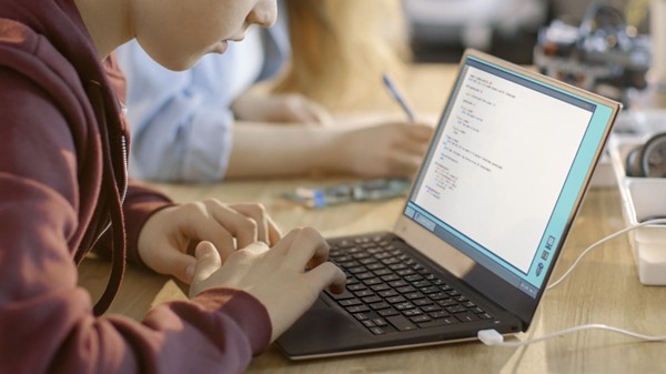 Một học sinh đổi tên khi học online để không bị cô giáo gọi trả bài, cư dân mạng cười lăn ảnh 2