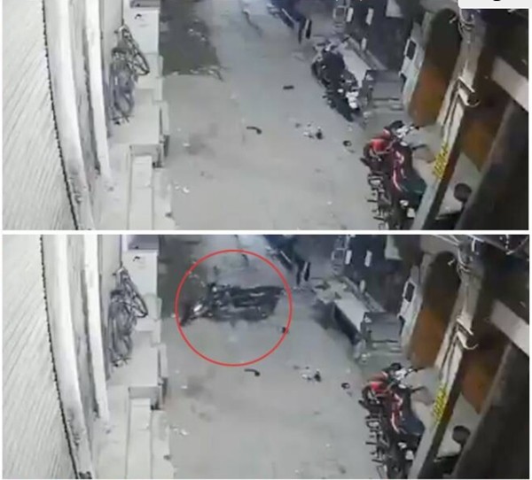 Chiếc xe máy kỳ lạ tự chuyển động trong đoạn video từ camera quan sát, cư dân mạng phản ứng trái chiều ảnh 1