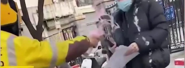 Anh shipper của năm: Mua đồ theo đơn của khách hàng, còn giúp khách “trả đũa” người yêu cũ ảnh 2
