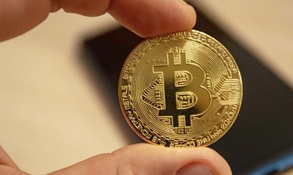 Bitcoin tăng giá kỷ lục: Chuyện gì đang xảy ra? 5 điều để bạn hiểu thêm về đồng tiền ảo này ảnh 1