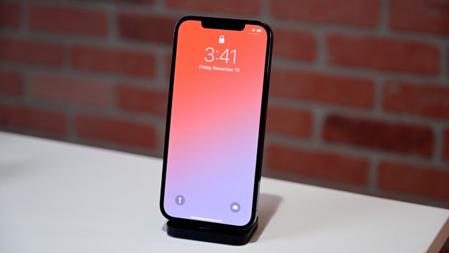 Đặt mua iPhone 12 Pro Max giá 35 triệu, nhận được sản phẩm “Apple” nhưng không phải iPhone ảnh 1