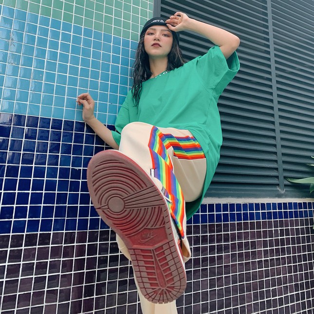Nữ sinh gây sốt với bộ ảnh chơi bóng rổ sở hữu nét đẹp trong veo mà vẫn cool ngầu ảnh 10