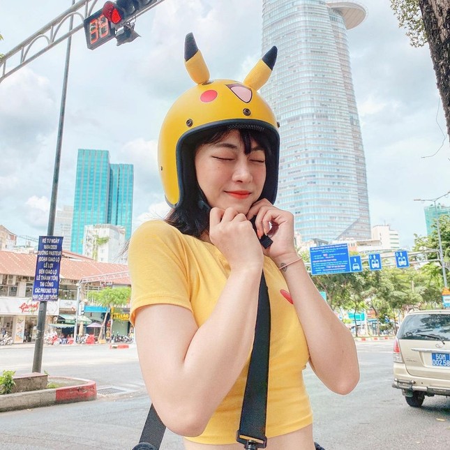 Lê Bống đăng clip đáp anti-fan, Linh Ka thăng hạng nhan sắc khoe vòng eo con kiến ảnh 4